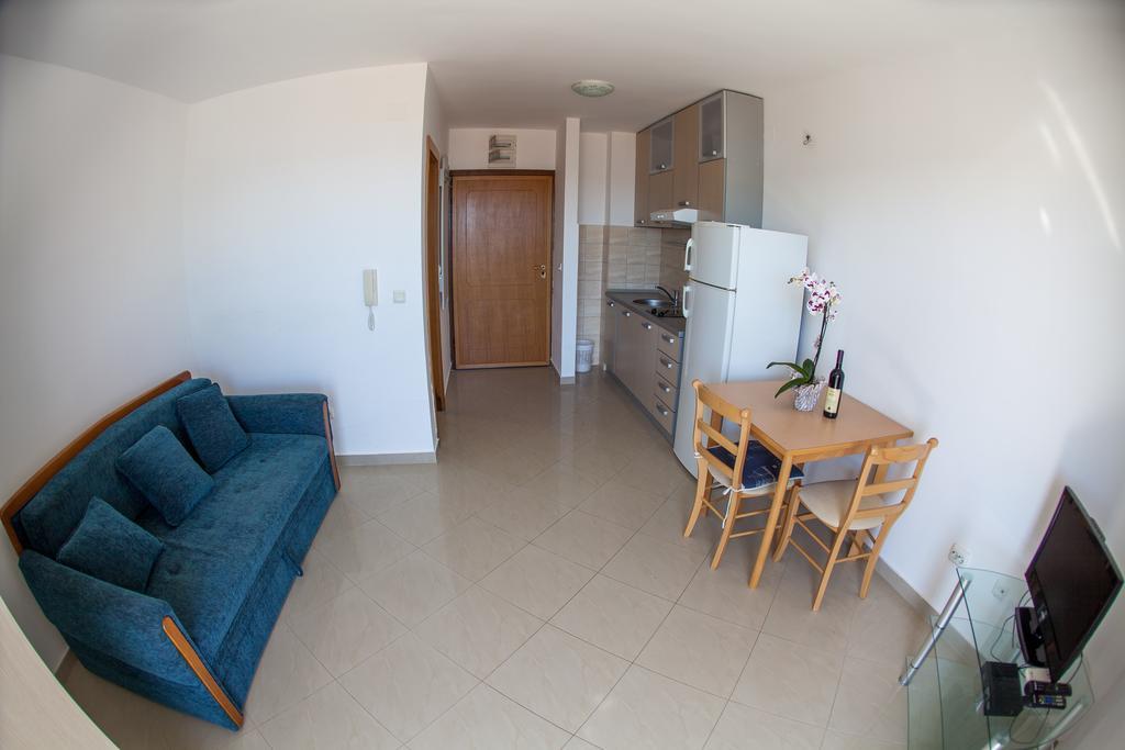 Apartments Charme Bečići Esterno foto