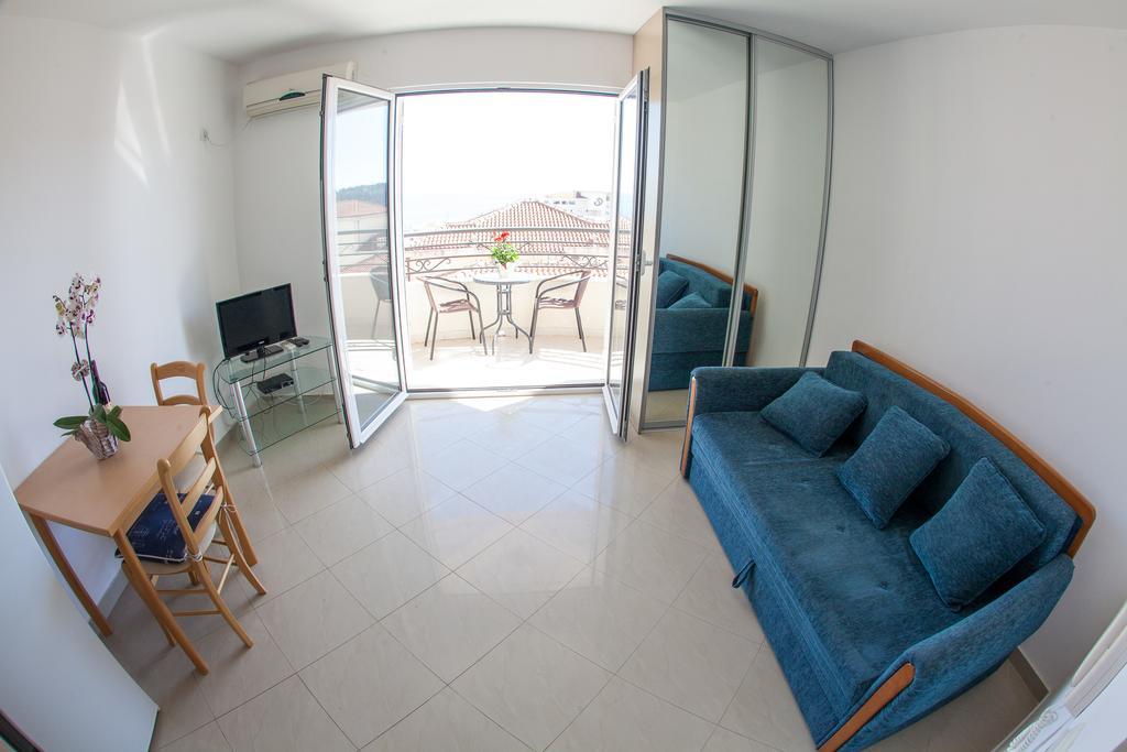 Apartments Charme Bečići Esterno foto