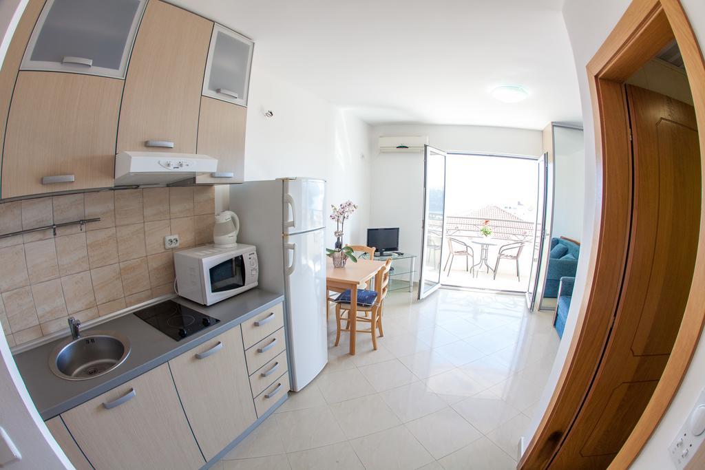 Apartments Charme Bečići Esterno foto