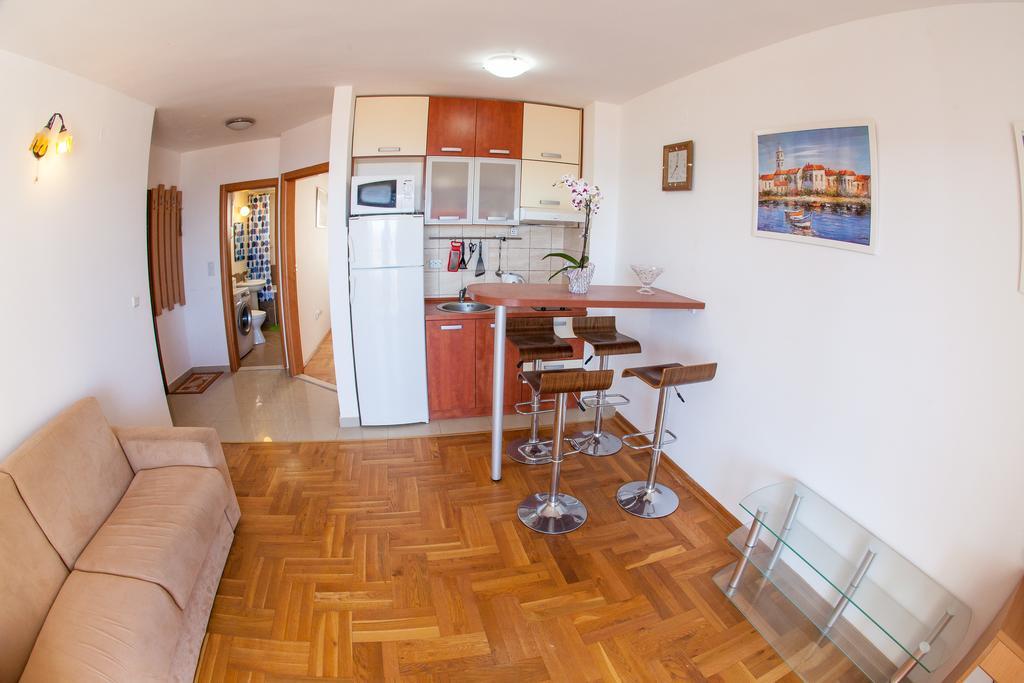Apartments Charme Bečići Esterno foto